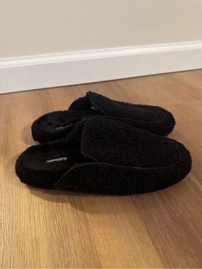 Vince Black Caressa Faux Fur Slipper Mules Women’s Size 8